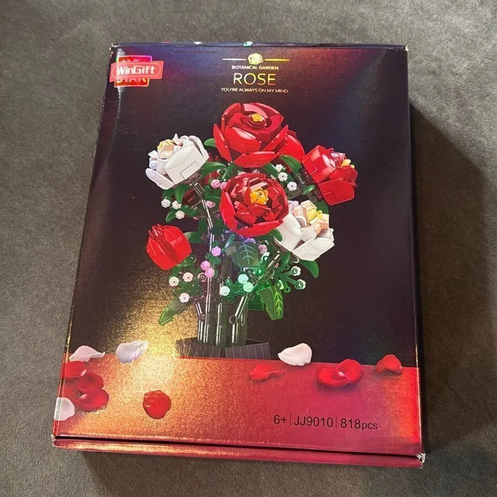 Botanical Garden Rose Building Blocks Set 818 Pieces NEW